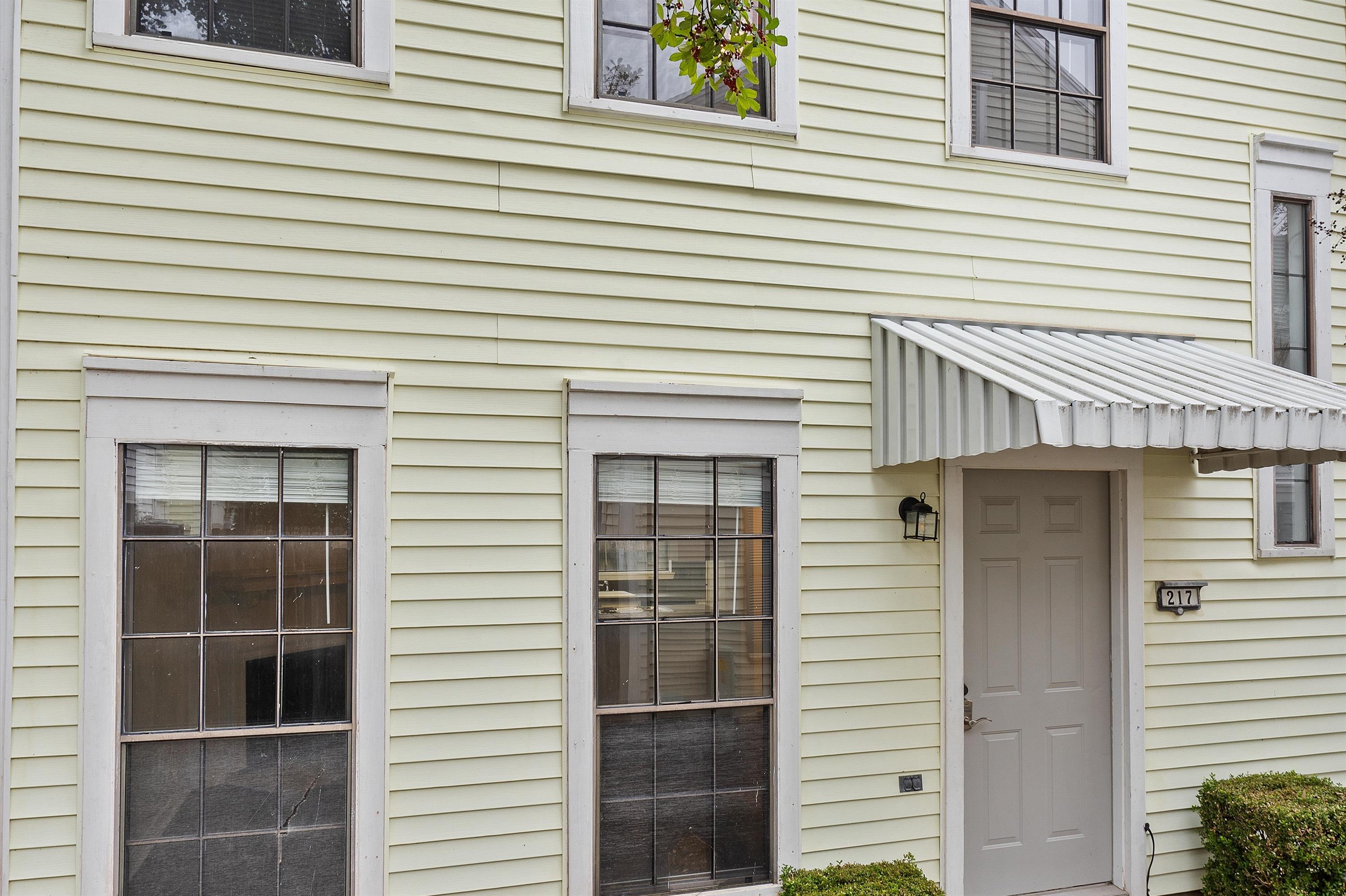 217 Settlers Park Drive